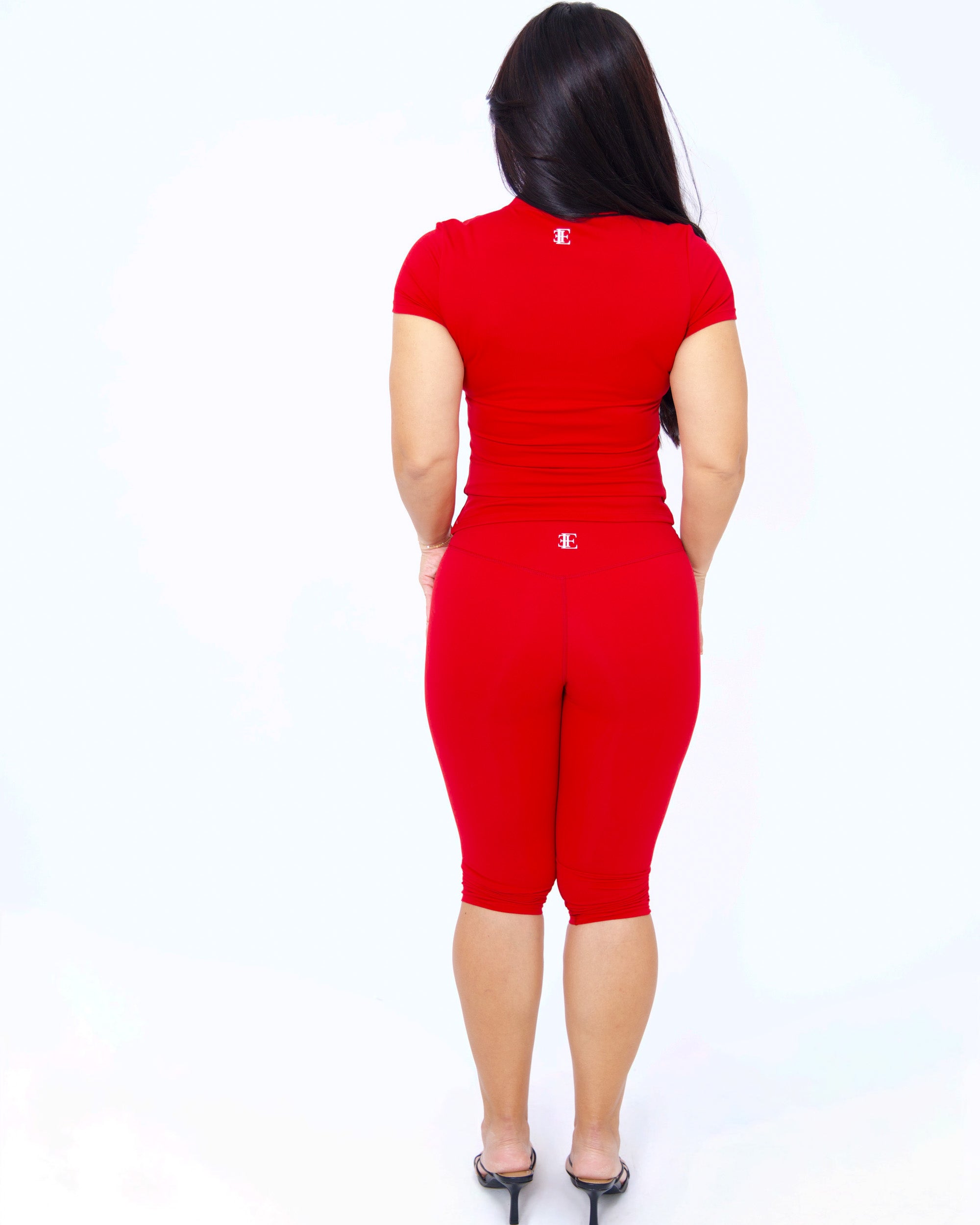 Short Sleeve Top + Capri Bottom Set