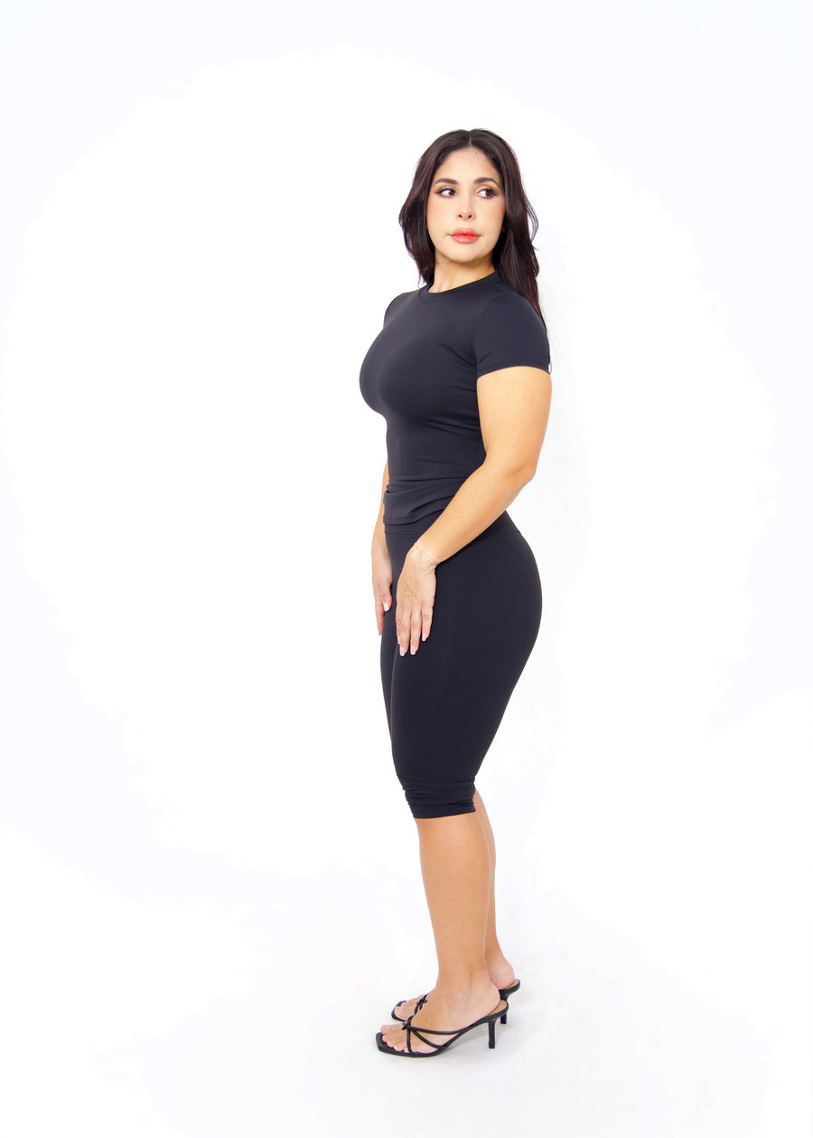 Short Sleeve Top + Capri Bottom Set